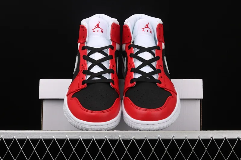 All categories Air Jordan Jordan series basketball shoes Air Jordan 1 Mid Air Jordan1 Mid AJ1 Joe 1 Little Chicago China basketball shoes BQ6472-601